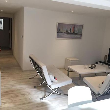 Lovely Two Bedrooms Apartment. Flic en Flac Exterior photo