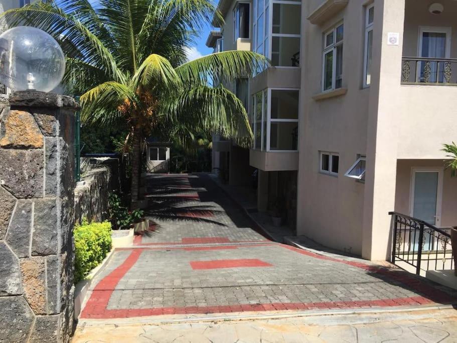 Lovely Two Bedrooms Apartment. Flic en Flac Exterior photo